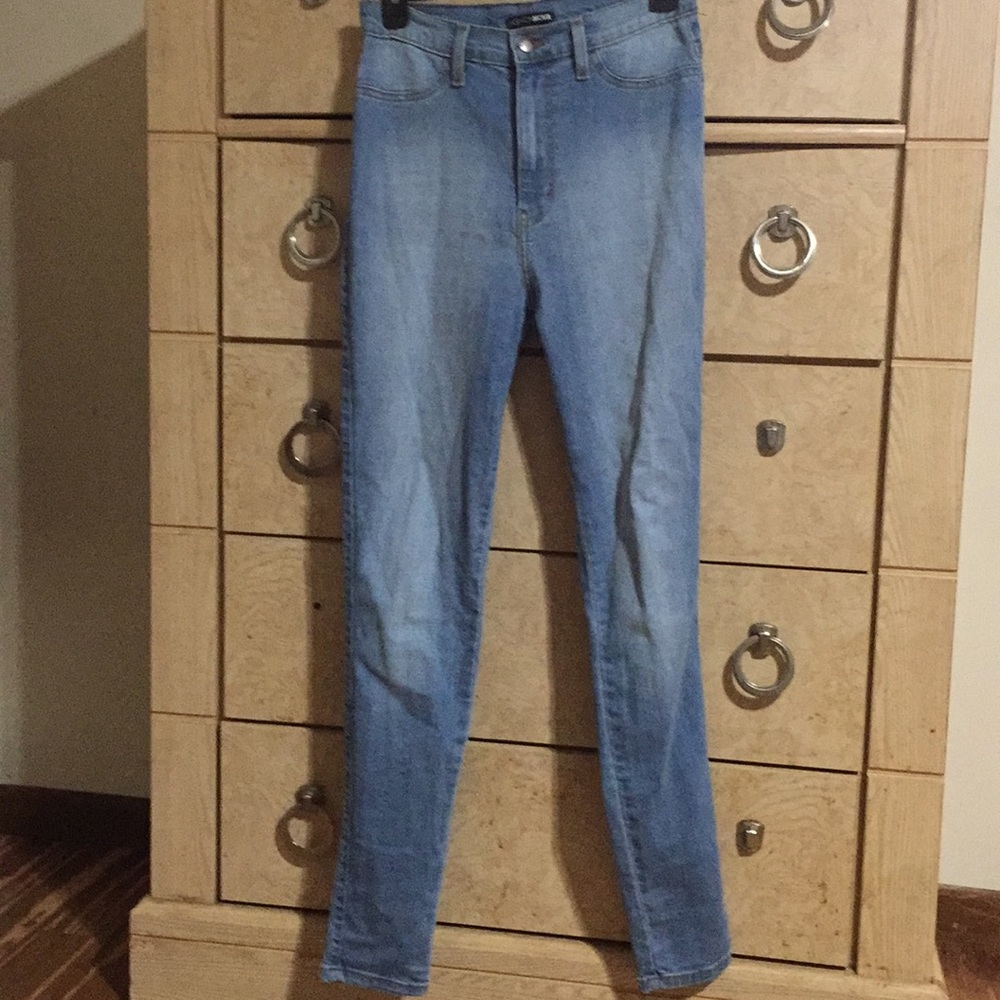 2 pair fashion nova jeans